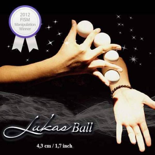 Multiplying Balls Lukas by JL - 4.3 cm - White