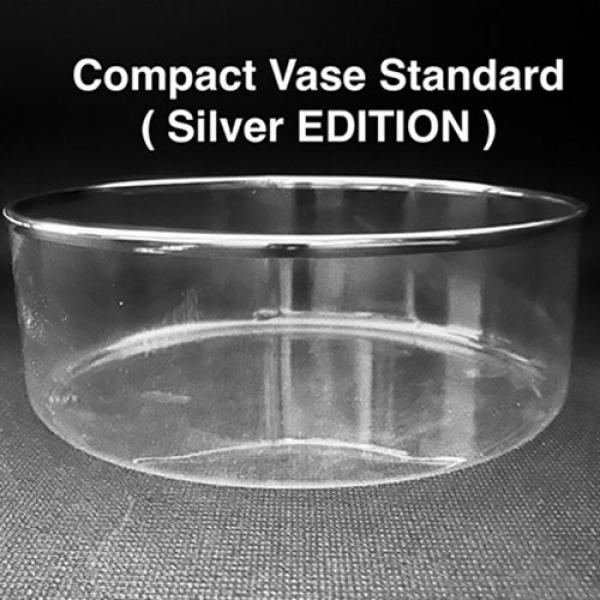 Compact Vase Standard SILVER by Victor Voitko